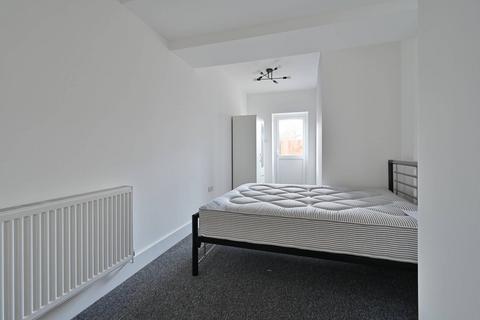 undefined, Whippendell Road, WD18, Watford, WD18