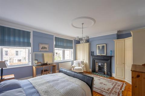 4 bedroom terraced house for sale, Hawthorn Road, Gosforth, Newcastle upon Tyne