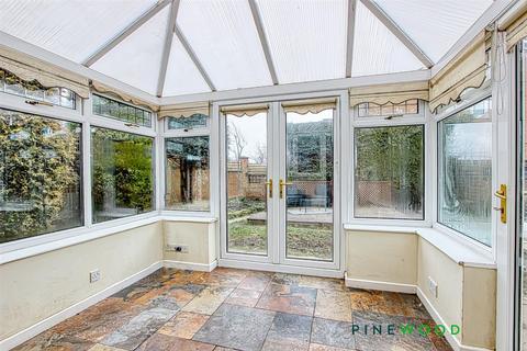 4 bedroom detached house for sale, Lathkill Grove, Chesterfield S45