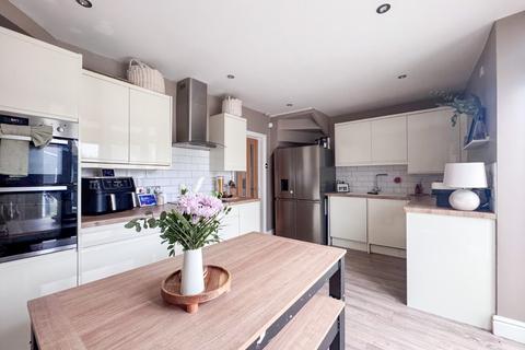 3 bedroom terraced house for sale, Pretoria Road, Patchway, Bristol, BS34