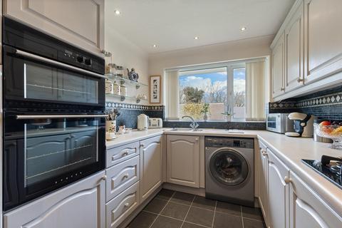 undefined, Poplar Avenue, Thongsbridge, Holmfirth