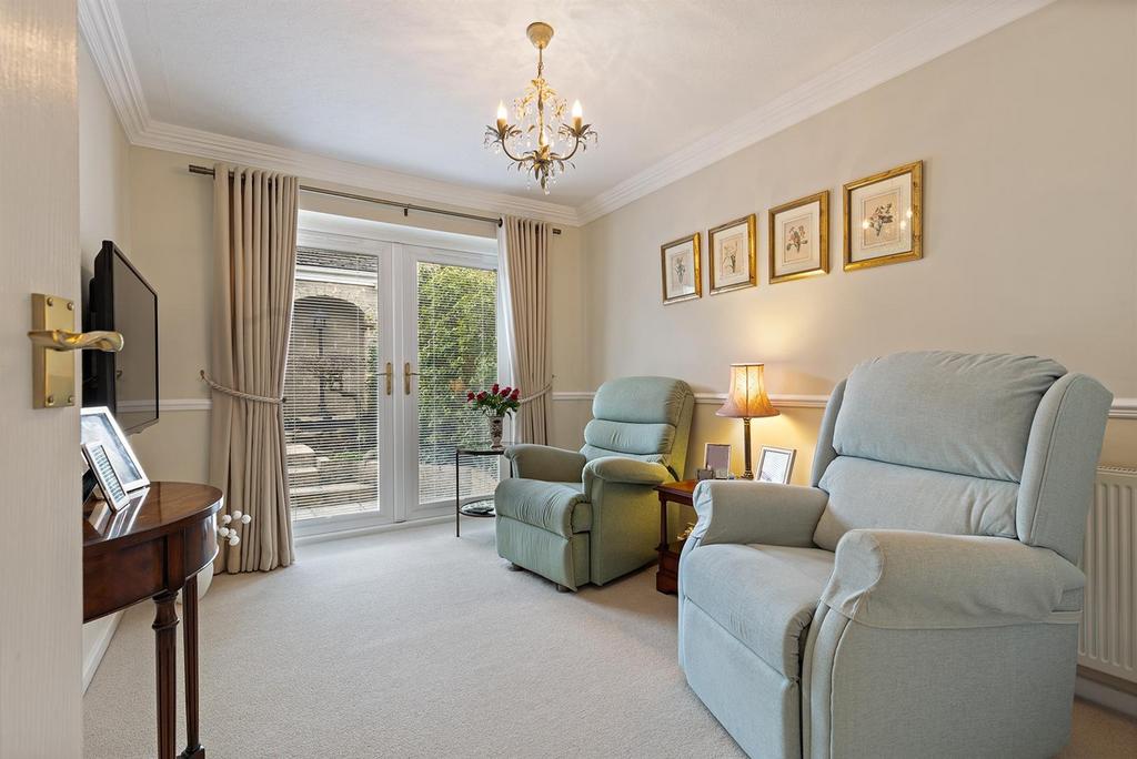 Bramleys Estate Agents - Poplar Avenue - Thongsbri