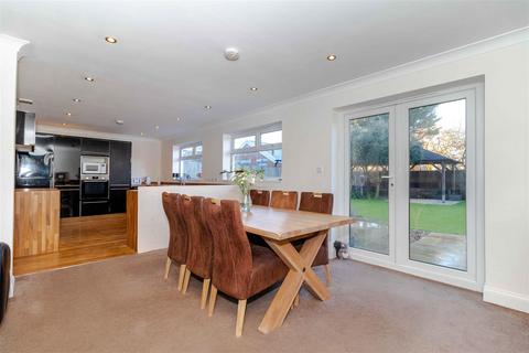 4 bedroom detached house for sale, Brighton Road, Worthing