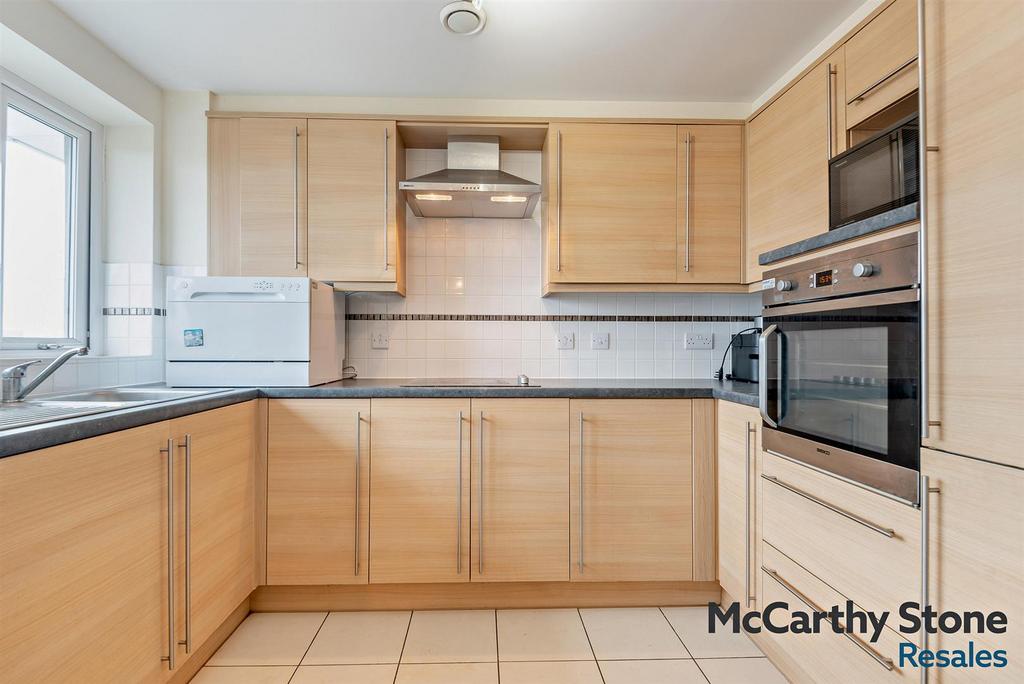8682048-interior12-800.jpg