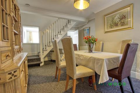 3 bedroom terraced house for sale, Portland Street, Worksop S80