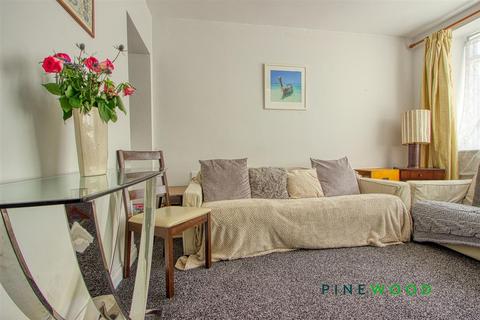 3 bedroom terraced house for sale, Portland Street, Worksop S80