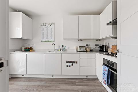 undefined, Arnold Place, Crawley RH10