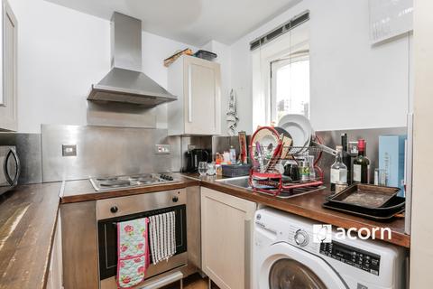 1 bedroom flat to rent, Armoury Road Deptford SE8