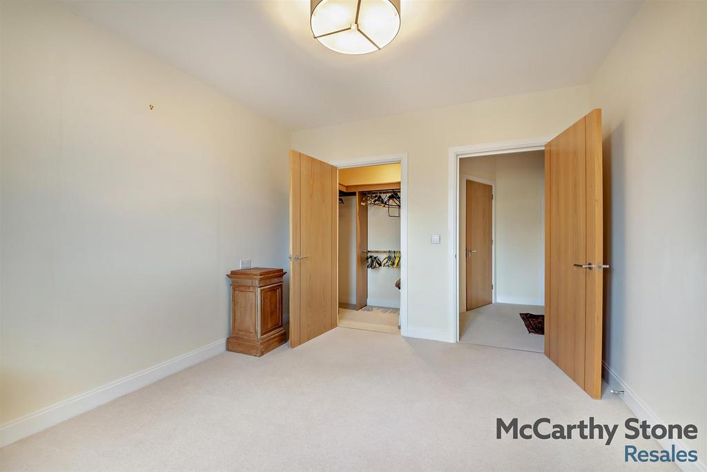 8670985-interior16-800.jpg