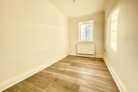 2 bedroom flat to rent, Harold Road, Cliftonville, Margate, Kent, CT9