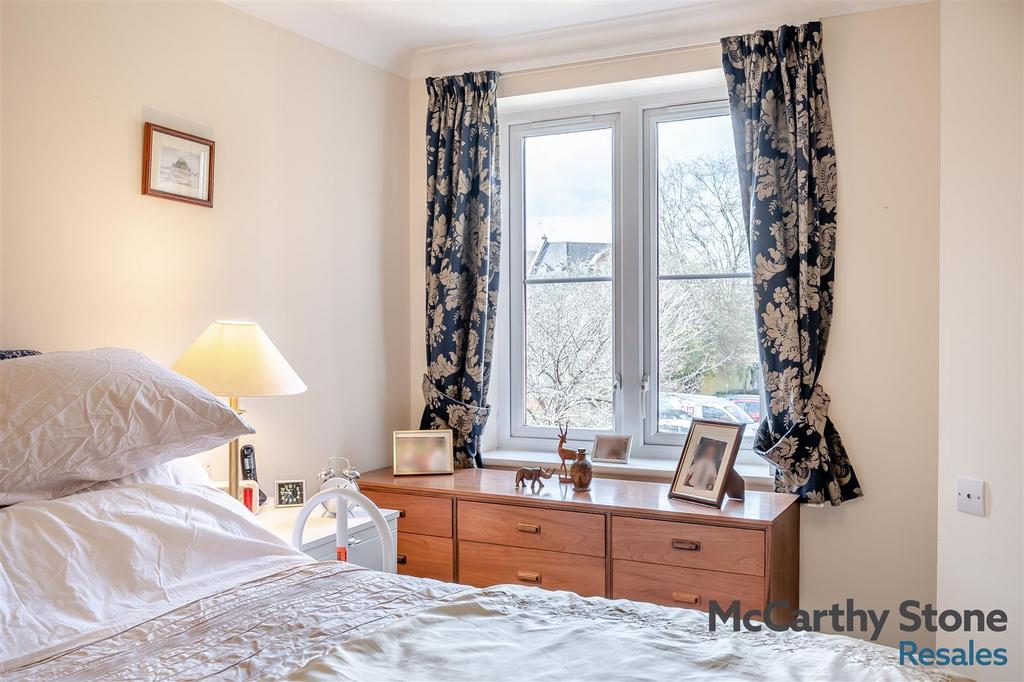 8681492-interior14.jpg