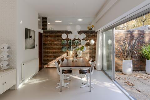 undefined, Collingdon Court, Cranleigh, Surrey