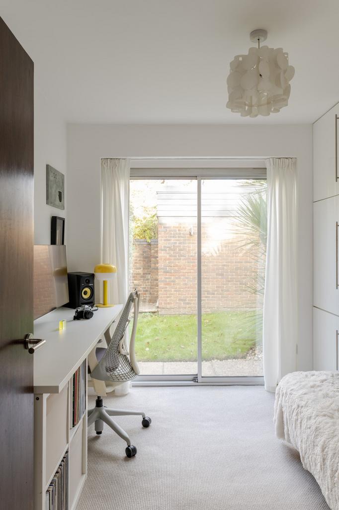 242729 20241112 collingdon court 67 hi res.jpg
