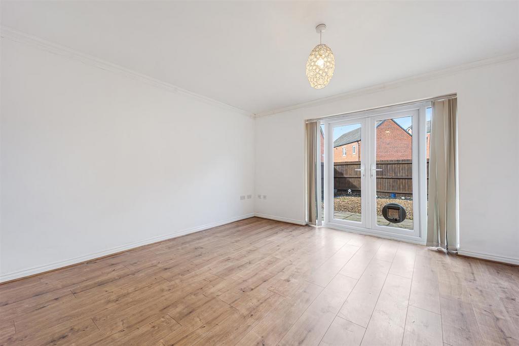 73 Layton Way-11.jpg