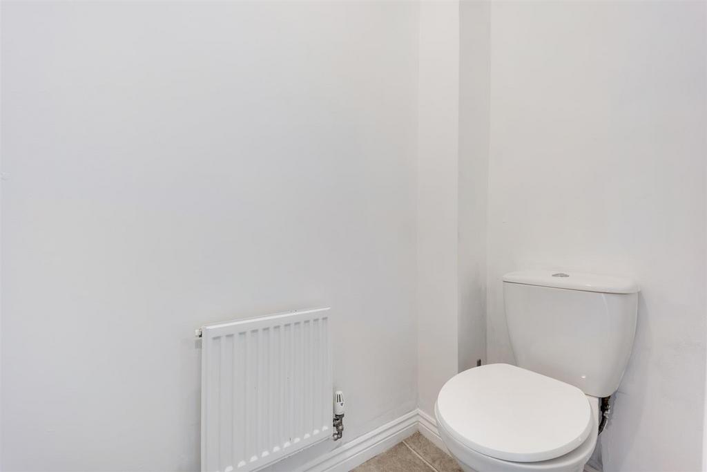 73 Layton Way-10.jpg