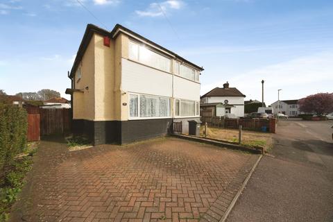 2 bedroom semi-detached house for sale, Whitefield Avenue, Luton