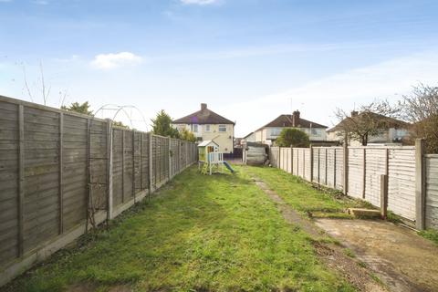 2 bedroom semi-detached house for sale, Whitefield Avenue, Luton