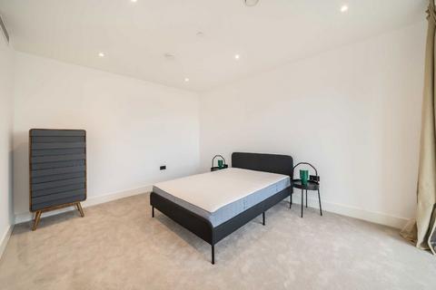 2 bedroom flat to rent, Danvers Avenue, LONDON SW11