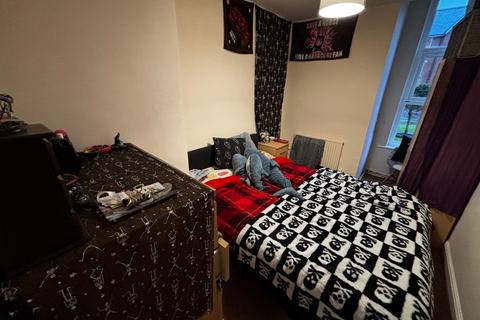 undefined, North Hill Road, Leeds LS6