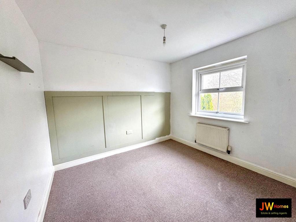 Bedroom 2 (19)