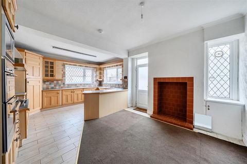 4 bedroom detached house for sale, Borough Road, Loughor, Swansea
