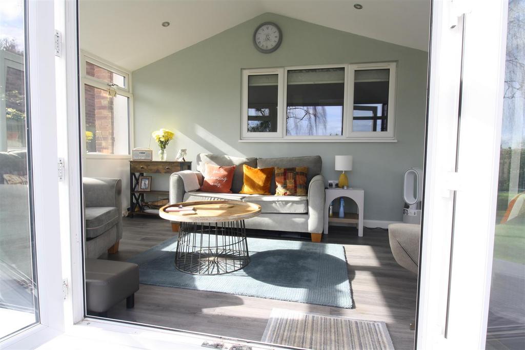 Garden room