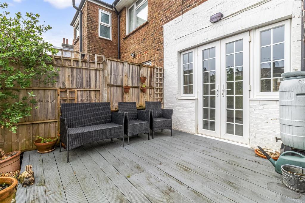 10 Guildford Road-017.JPG