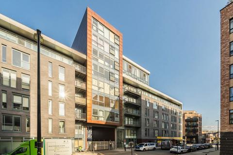 1 bedroom flat to rent, Roach Road, London E3