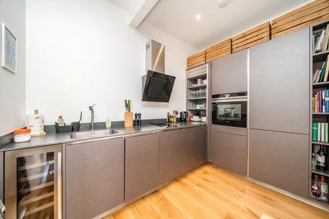 1 bedroom flat to rent, Roach Road, London E3