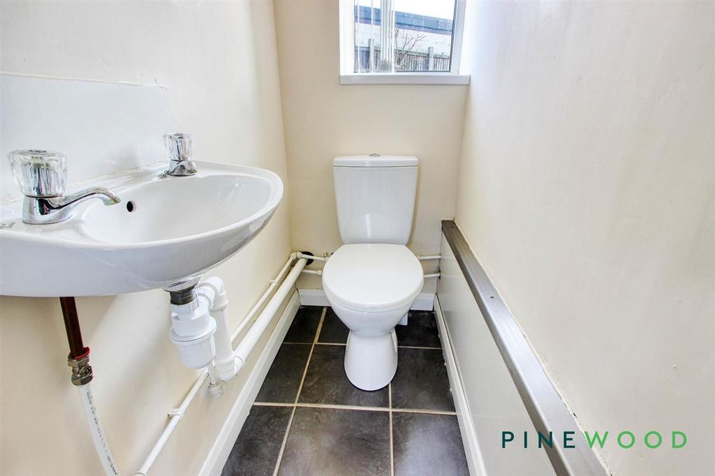Ground floor wc (house)