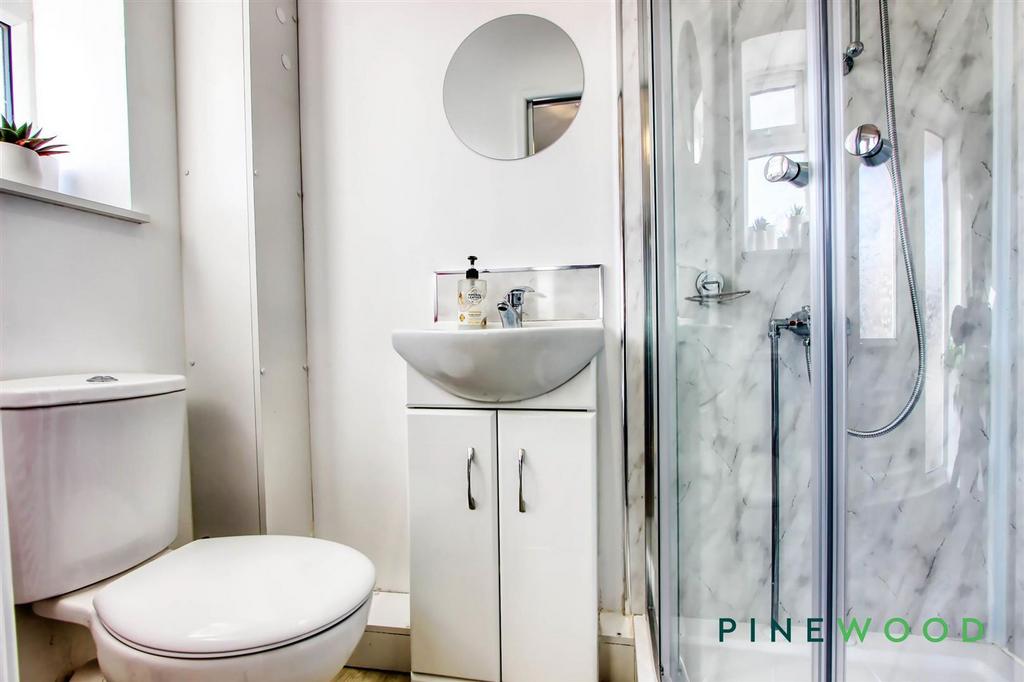 Ground floor shower room (house)