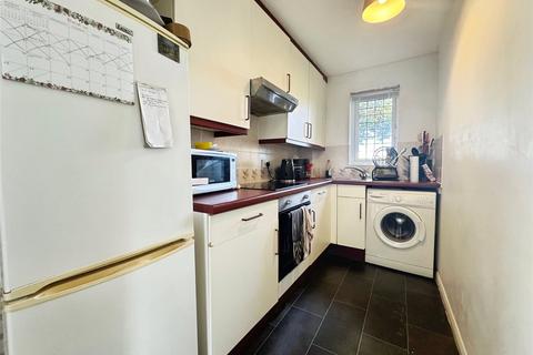 undefined, Pickwell Close, Reading RG6