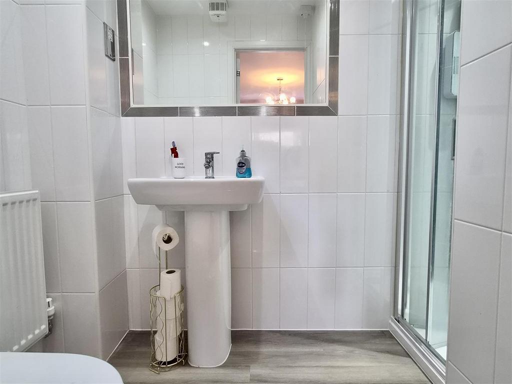En suite shower/wc