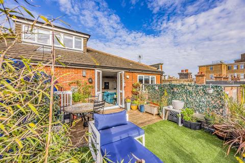 3 bedroom apartment for sale, Elm Grove, Portsmouth PO5