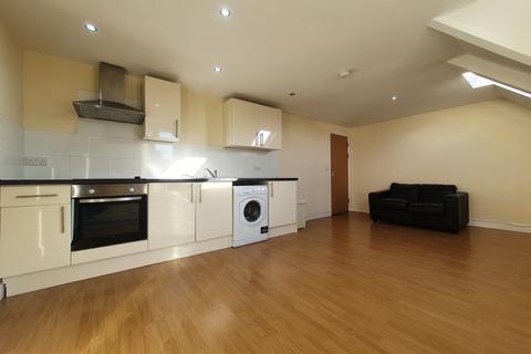 undefined, Piercefield Place F5, Adamsdown, Cardiff, CF24