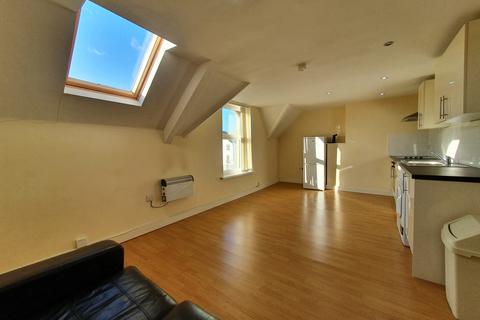 undefined, Piercefield Place F5, Adamsdown, Cardiff, CF24