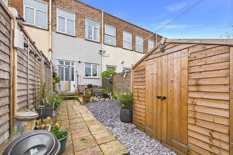 undefined, Hamilton Court, Hesters Way Road, Cheltenham, Gloucestershire, GL51