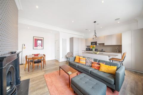 3 bedroom maisonette to rent, Hayter Road, London, SW2