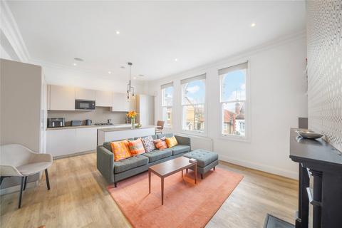 3 bedroom maisonette to rent, Hayter Road, London, SW2