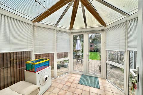 2 bedroom terraced house for sale, Wepham Close, Hayes