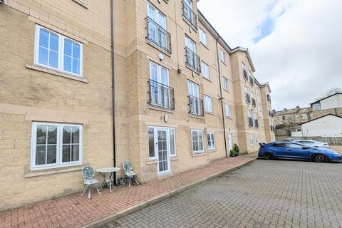 Dock Lane, Shipley, BD17