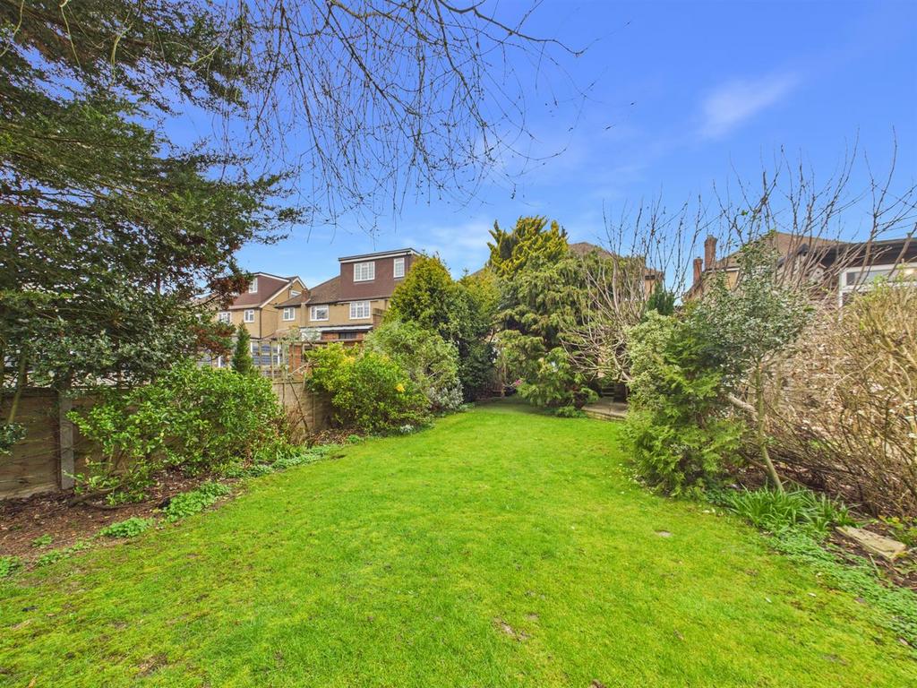 CAM05080 G0-PR0301-STILL015.jpg