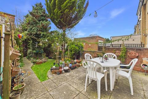 3 bedroom semi-detached house for sale, Wood Rise, Pinner HA5