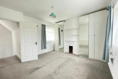 undefined, Canada Road, W3