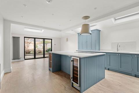 5 bedroom semi-detached house for sale, 3 Sunnyside Road, Barbourne, Worcester. WR1 1RL