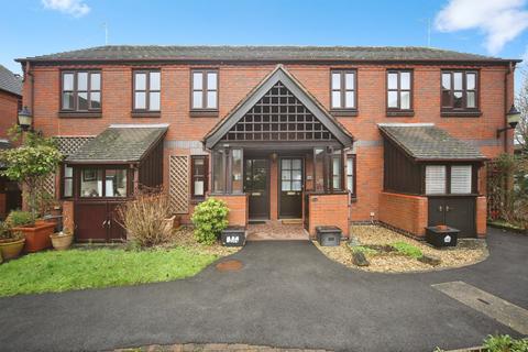 2 bedroom flat for sale, Saffron Meadow, Stratford-Upon-Avon