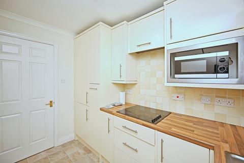 2 bedroom flat for sale, Saffron Meadow, Stratford-Upon-Avon