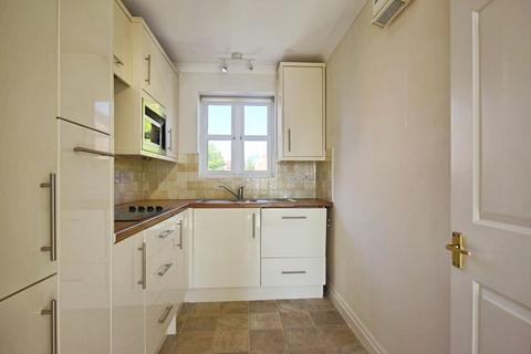2 bedroom flat for sale, Saffron Meadow, Stratford-Upon-Avon