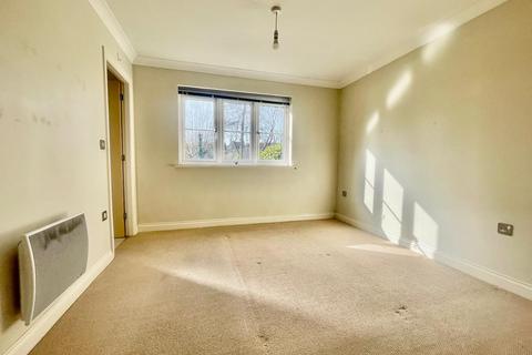 2 bedroom ground floor flat for sale, Windrush Quay, Witney
