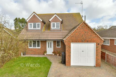 4 bedroom detached house for sale, Drake Avenue, Sheerness ME12